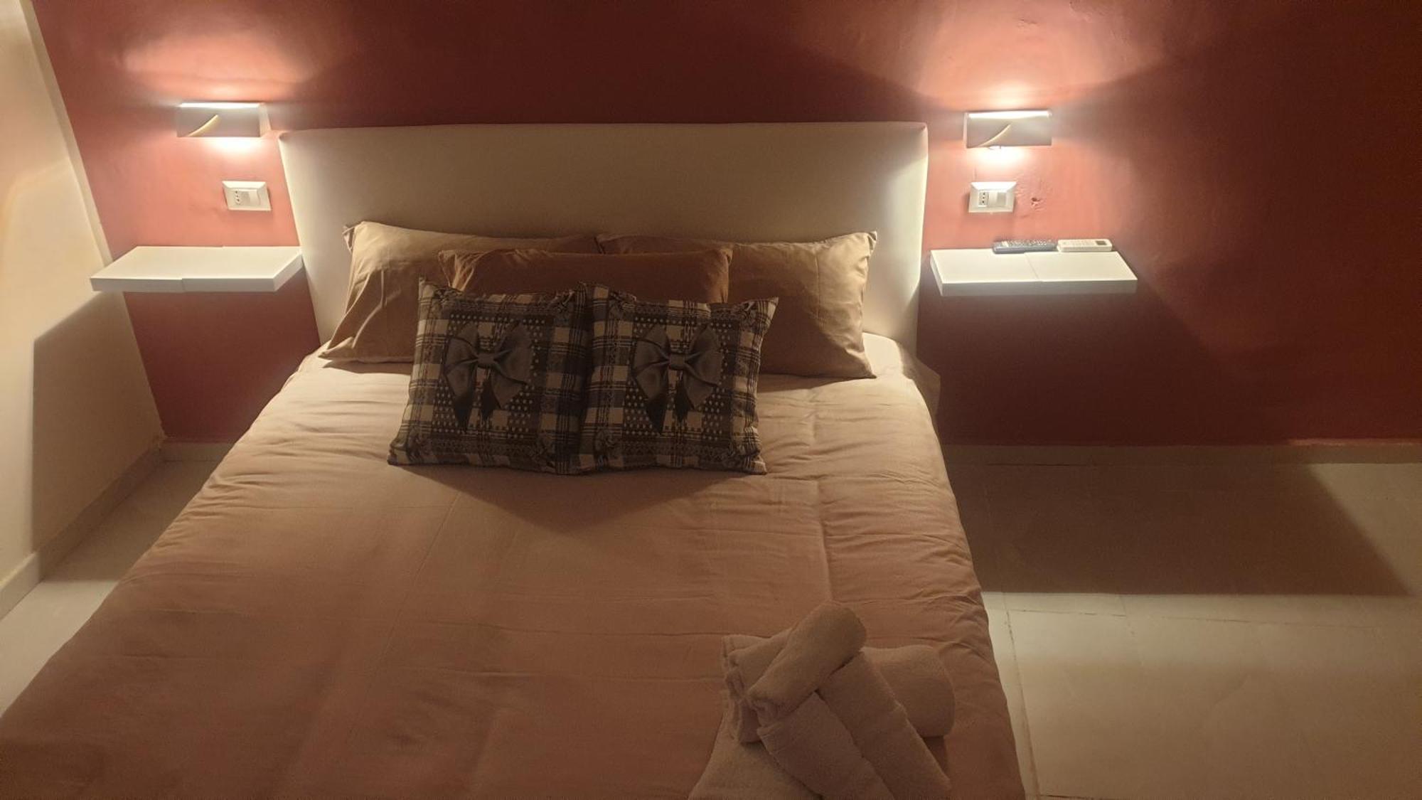 Fraleo Home نابولي المظهر الخارجي الصورة
